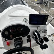 2002 Boston Whaler 180 Dauntless